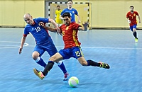 Kanonada Hiszpanów na inaugurację eliminacji