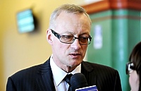 Doprowadził do referendum, teraz pracuje w ratuszu