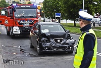 Kolizja audi z seatem przed mostem Wyszyńskiego