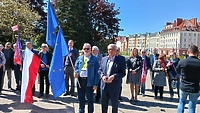 Lewica świętowała pod Pomnikiem Odrodzenia