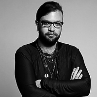 Z Marcinem Różycem o modzie. Fashion Lab 2013