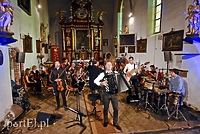 Podróż z mistrzem akordeonu