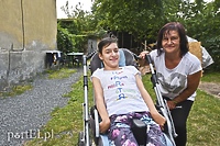 Chciałaby bez przeszkód wyjść z domu