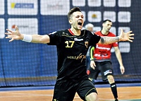 Meblarze z trzecim zwycięstwem (piłka ręczna)