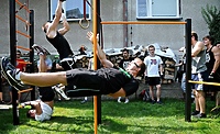 Miasto nie pomogło, zbudował więc sam