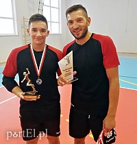 Duże wzmocnienie Meblarzy