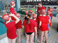 Pływacy Jedynki zdobywają kolejne medale