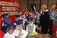 Pierwszaki z „czternastki” po ślubowaniu