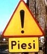 Pogorszenie warunków na drogach - uwaga na pieszych!