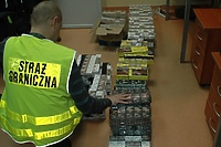 Pogranicznicy znaleźli papierosy z przemytu