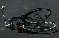 Potrąciła rowerzystę i odjechała