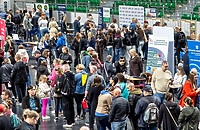 Prawie tysiąc ofert na targach pracy