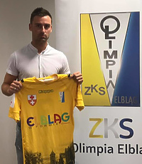 Przemysław Brychlik w ataku Olimpii