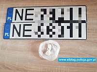 Przyjechał do komendy, by… zmylić pościg