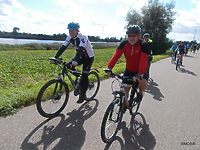 Rowerami do Złotej Wyspy