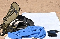 Uważaj, złodziej na plaży nie opala się - bądź czujny