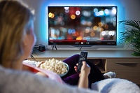 Telewizja internetowa na telefonie, tablecie i telewizorze - jedna usługa, wiele ekranów
