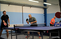 Tenisiści rozpoczynają walkę w play off