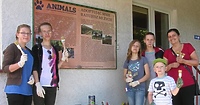 Uczniowie z Gimnazjum nr 7 pomagali schronisku