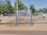 Miasto uruchamia wodne kurtyny na upał