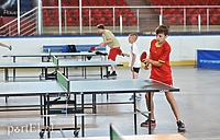 Wakacyjna gra w tenisa