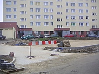 Większy parking