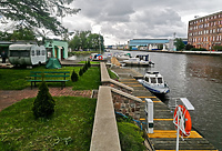 Wskoczył do rzeki, żeby ratować psa