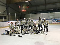 Wygrana młodych hokeistów