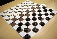 Zagraj w warcaby