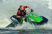 Zakaz pływania skuterami i motorówkami