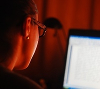 Zakupy internetowe – przedświąteczne porady Policji