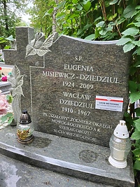 Zapal znicz na grobach AK-owców