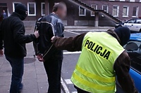 Wyłudzali kredyty, kupowali sprzęt i spieniężali go w lombardzie