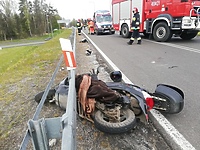 Zderzenie skutera z autem osobowym