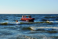 Zrób kurs ratownika wodnego