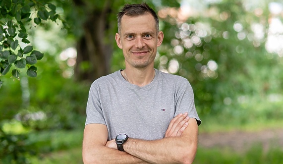 Przebiegnie 237 km na raz dla elbląskiego hospicjum