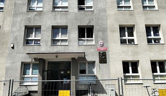 Dyrektorzy bez konkursu Dyrektorzy bez konkursu