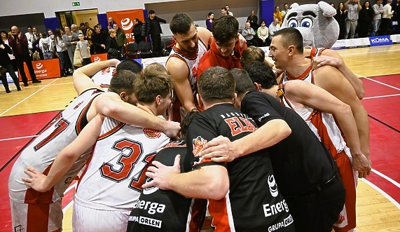 Jeden wyjazd, dwa mecze, dwie porażki