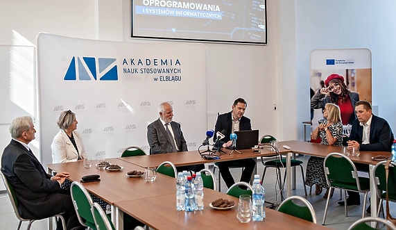 Będą kształcić inżynierów AI