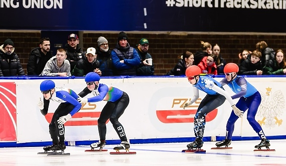 Młoda, sportowa pięciolatka