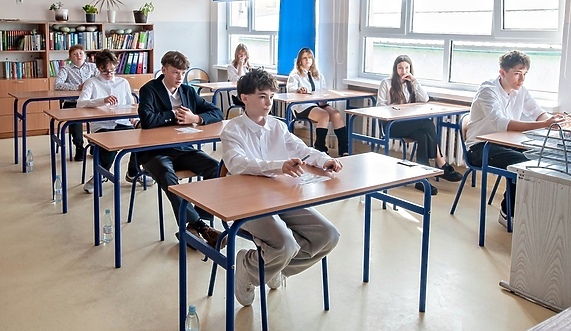 Ósmoklasiści poznali wyniki egzaminów. Jak wypadły elbląskie szkoły? Ósmoklasiści poznali wyniki egzaminów. Jak wypadły elbląskie szkoły?