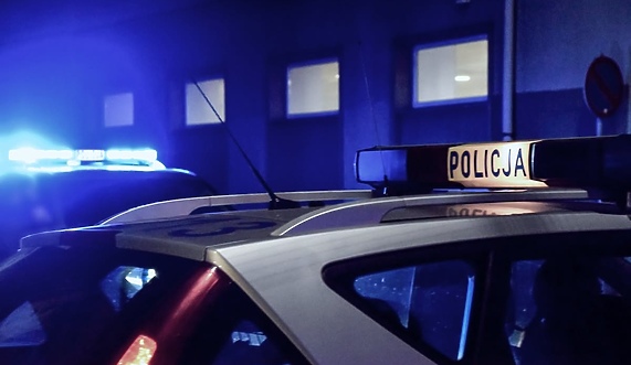Pijany chodził po osiedlu z tasakiem