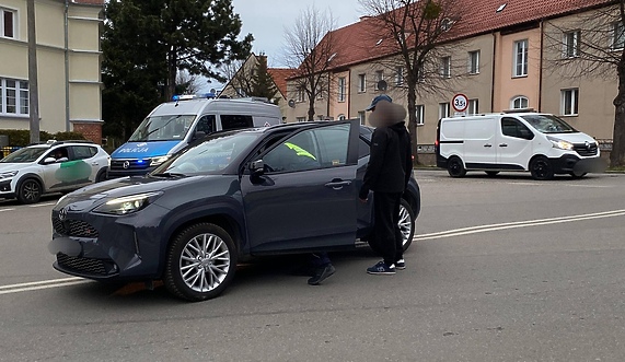 Po służbie zatrzymał pijaną kierującą