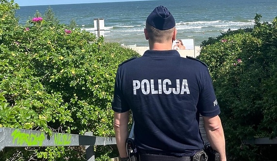 Policja rusza na plażę Policja rusza na plażę