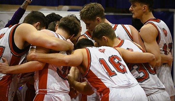 Prowadzili tylko raz, przegrali w końcówce Prowadzili tylko raz, przegrali w końcówce