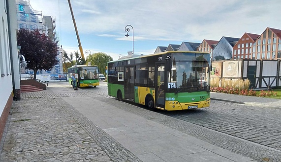 Objazdy, przesiadki i „Zetka”. Jak teraz kursują autobusy? Objazdy, przesiadki i „Zetka”. Jak teraz kursują autobusy?