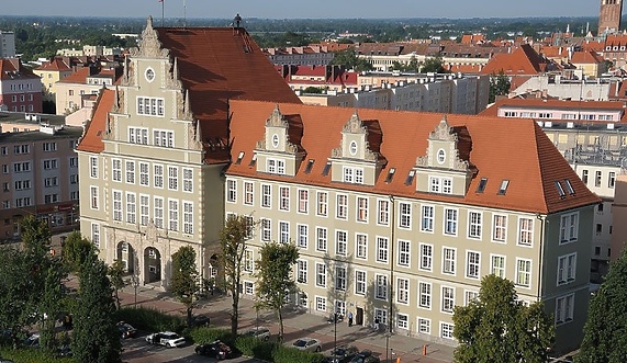 Sąd zawiesił proces oskarżonego o pedofilię