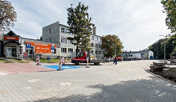 Parking przy Bema na finiszu Parking przy Bema na finiszu