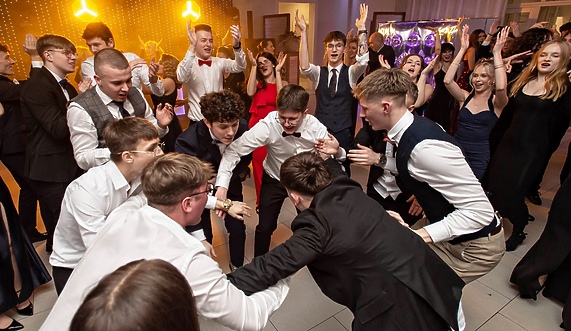 Wyjątkowy wieczór. Studniówka ZSM