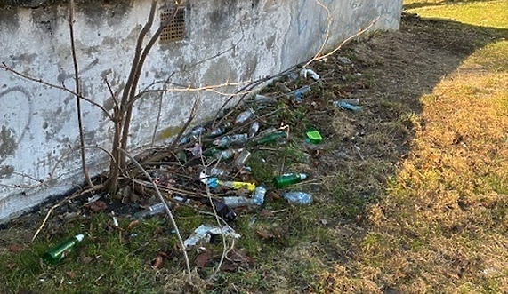 Czytelnik: Ogródki usunięto i jest problem Czytelnik: Ogródki usunięto i jest problem